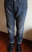 2014年1月25日购入 Replay Rogob Regular Fit + Dr Martens