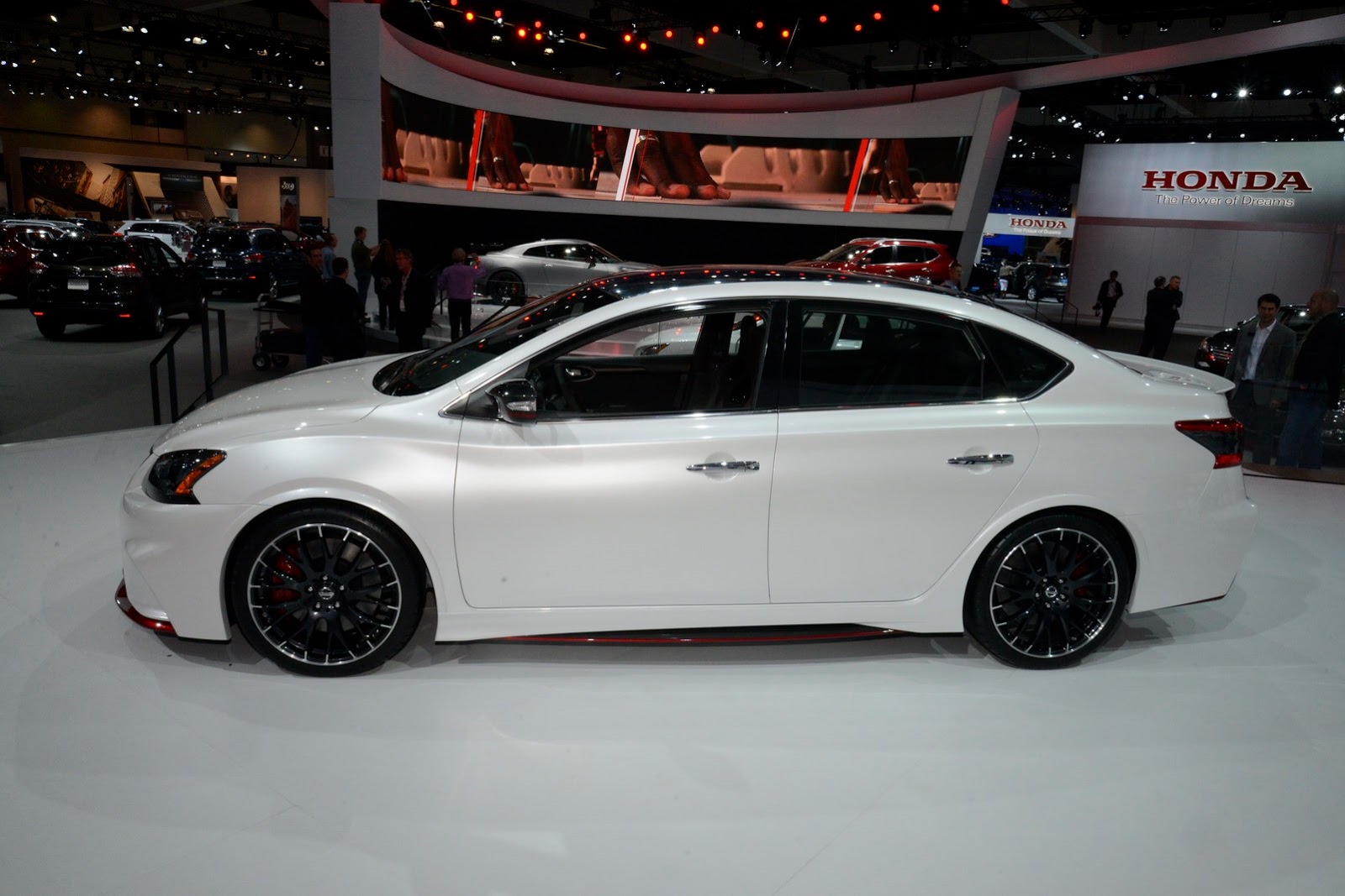 [2013-Los-Angeles-Auto-Show-248%255B2%255D.jpg]
