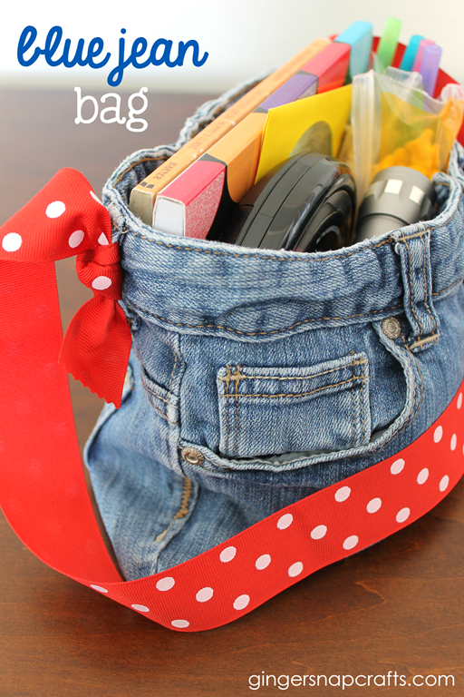 Blue Jean Bag Tutorial at GingerSnapCrafts.com #tutorial #upcycle #recycle