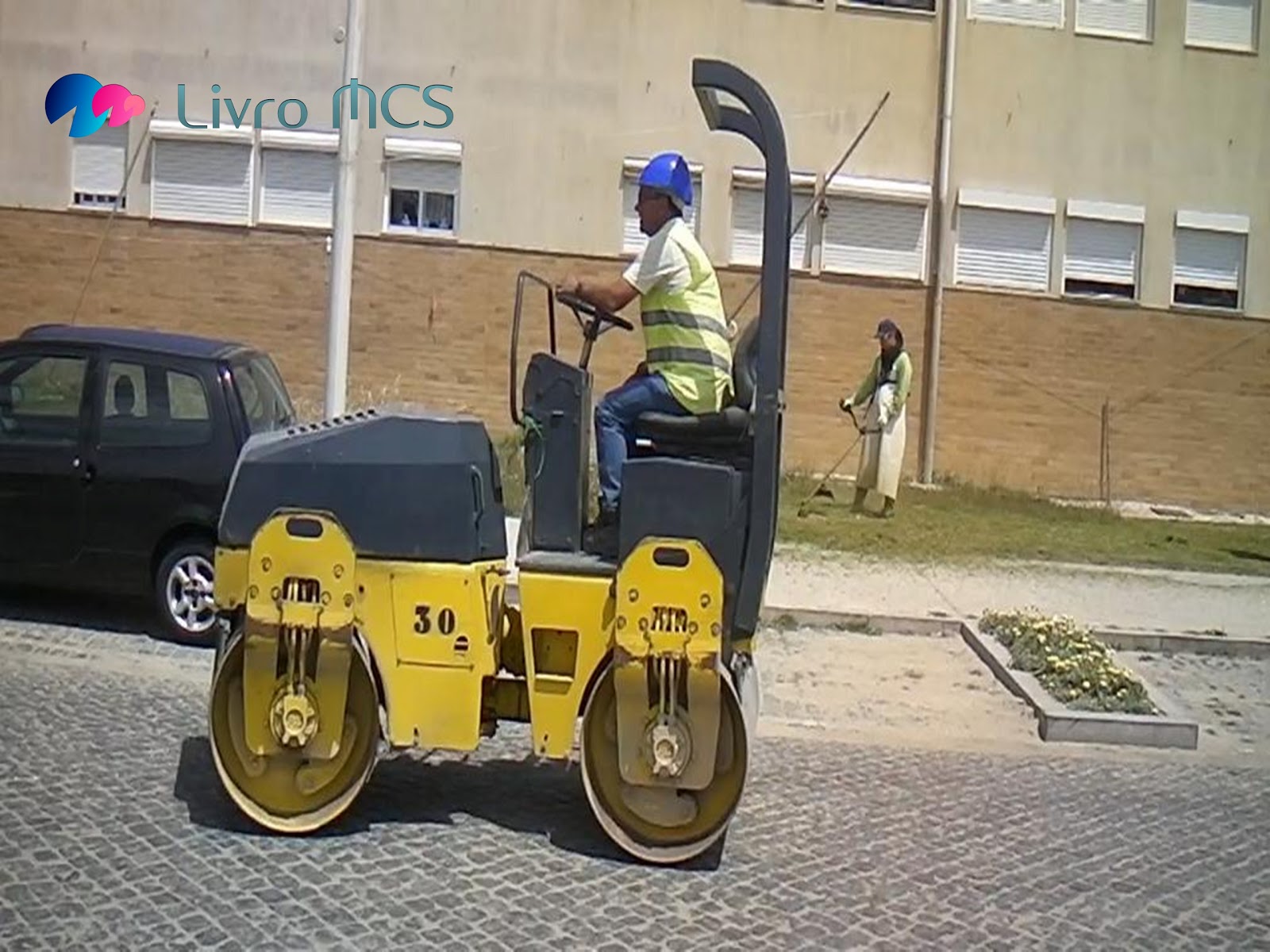 [Blog%2520Gazeta%2520de%2520Espinho024Livro%2520MCS%255B2%255D.jpg]