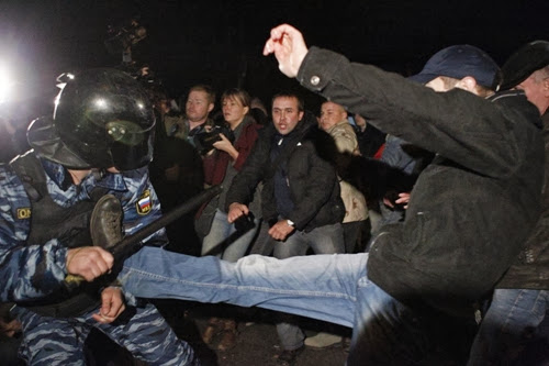 Фотографии беспорядков в Бирюлево