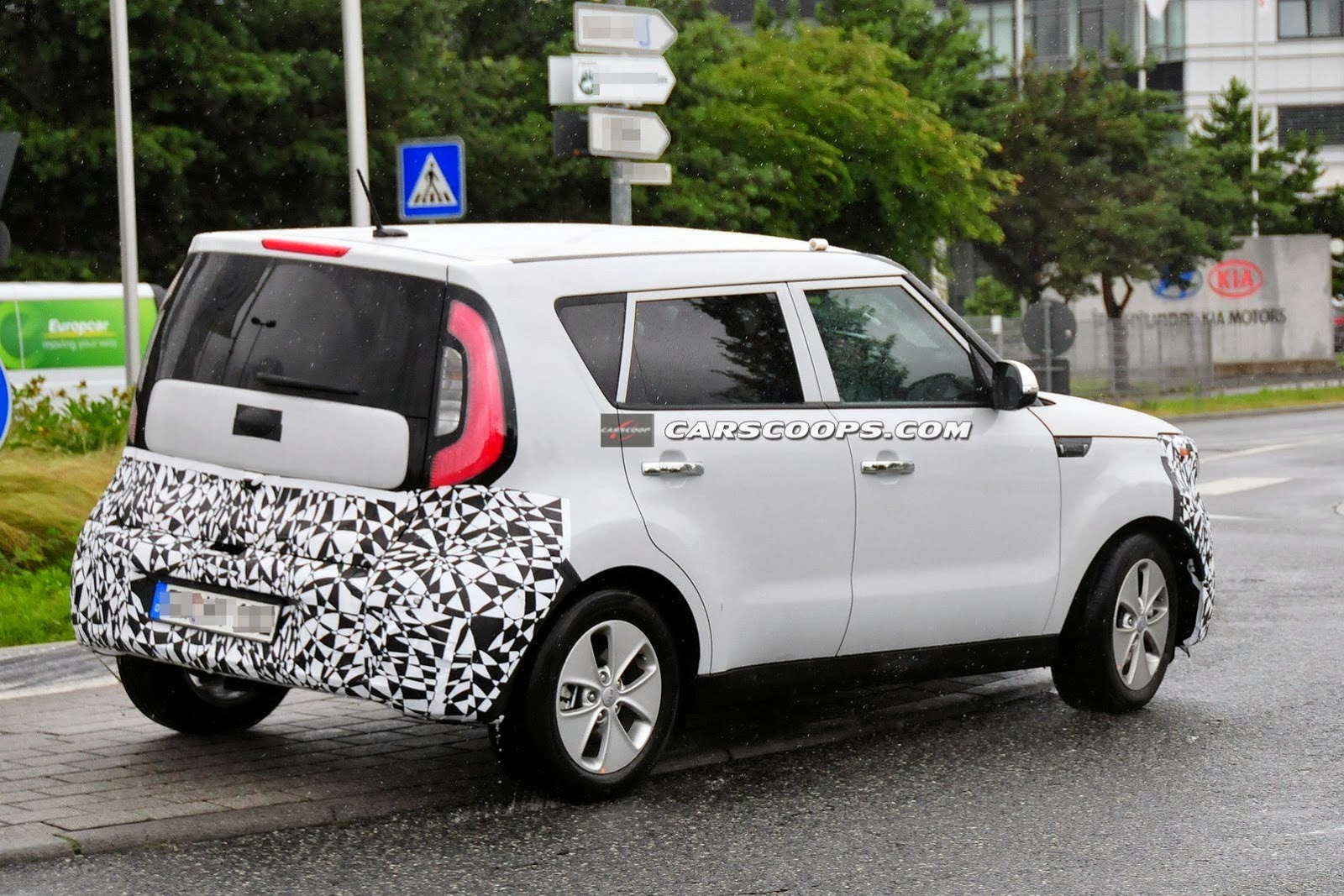 [2015-Kia-Soul-EV-6%255B3%255D%255B3%255D.jpg]