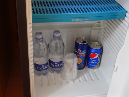 16. Minibar gratuit.JPG