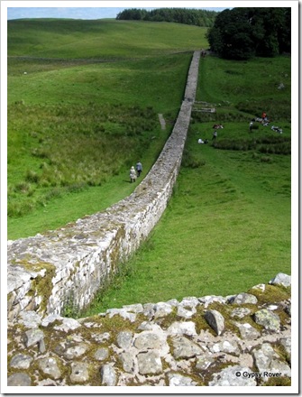 Hadrians Wall stretching away from the fort.