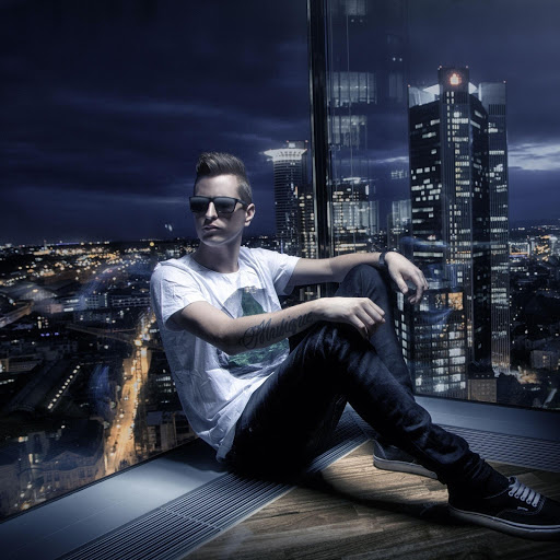 Hd-183868-ascw183868