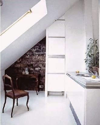 [untitled-5-resized330.jpg]