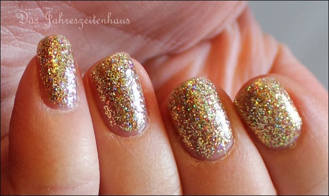 Gold Color Club Unter The Mistle Toe Collection Gingerbread 7