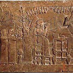 52 - Relieve asirio del banquete bajo el emparrado de Asurbanipal