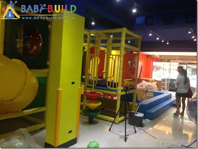 BabyBuild 室室內兒童遊戲區牆壁防護鋪面施工 BabyBuild 室內兒童遊戲區牆壁防護鋪面施工
