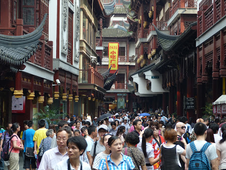 Cumparaturi China: zona comerciala Shanghai