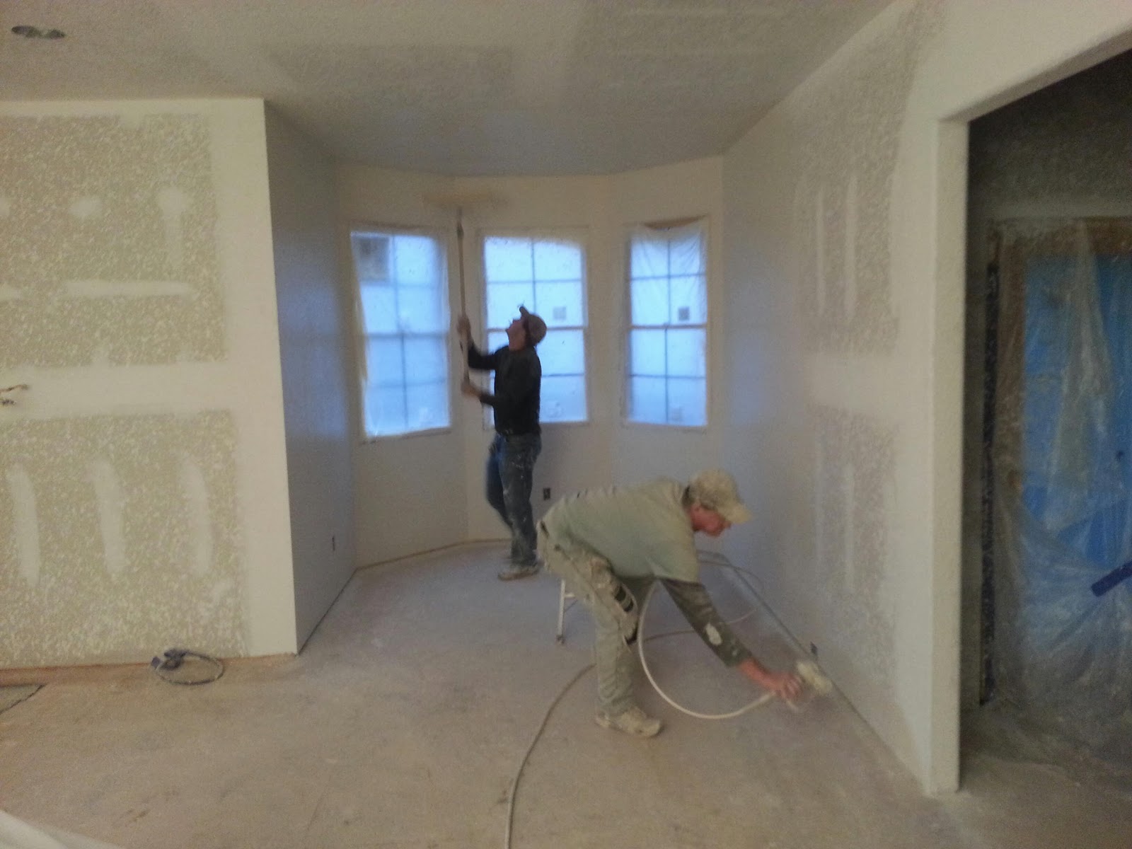 Can an IT Guy and a Designer build a house? Sheetrock done...painting
