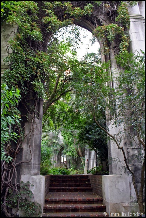 Bombed out church of St Dunstan in the East (13)