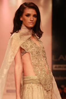 Rina Dhaka  collection at Day 1 - LFW Winter Festive 2011 (3)