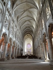 2014.09.10-007 intérieur de la cathédrale Notre-Dame