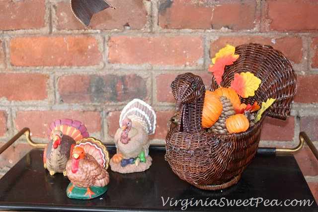 [Turkeys%2520on%2520the%2520Porch2%255B7%255D.jpg]