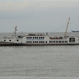 Adler-Vineta legt ab