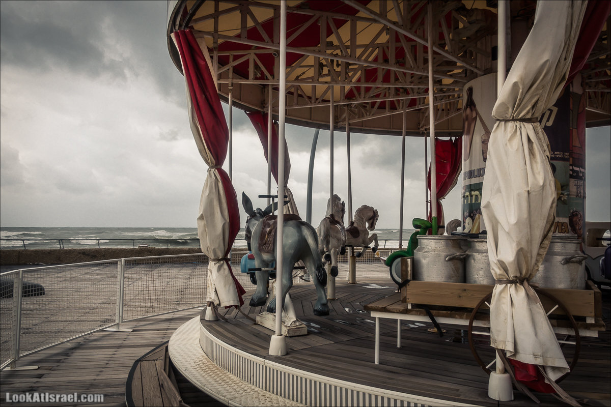 LookAtIsrael.com - Прогулка по дождливому Тель Авиву | Rain in Tel Aviv