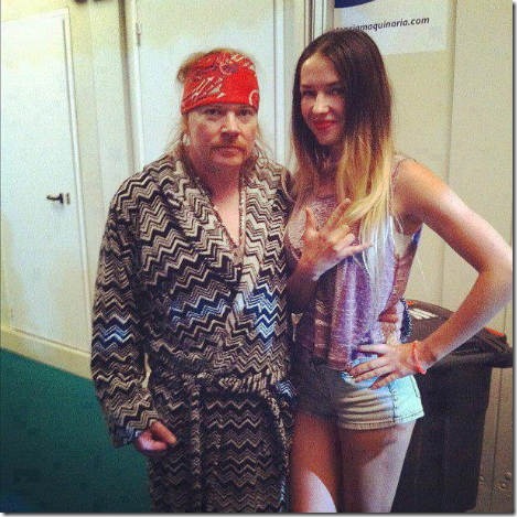 Axl_Rose_and_a_friend