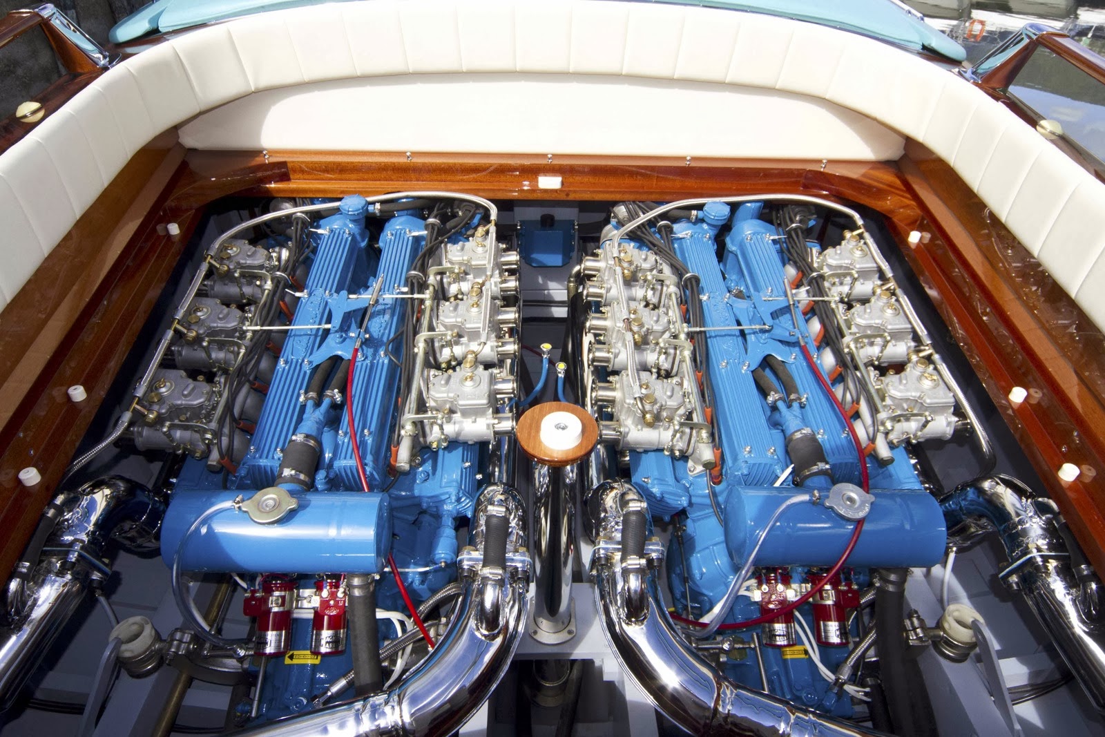[Riva-Aquarama-Lamborghini-8%255B3%255D.jpg]