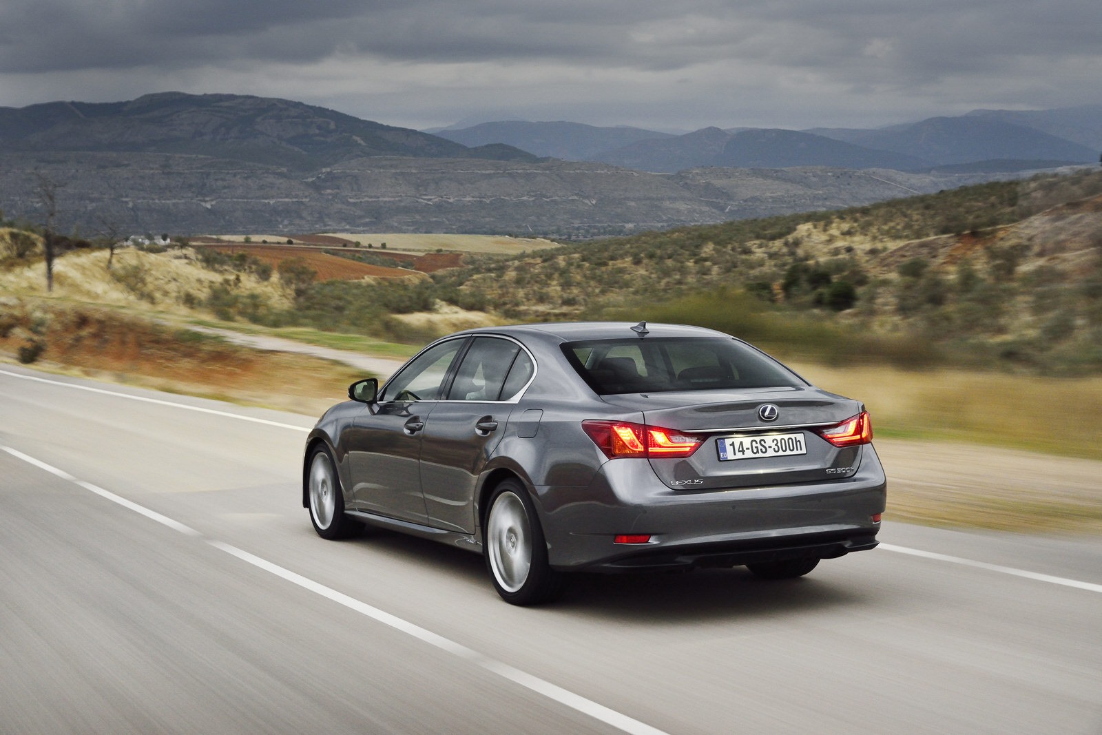 [Lexus-GS-300h-12%255B2%255D.jpg]