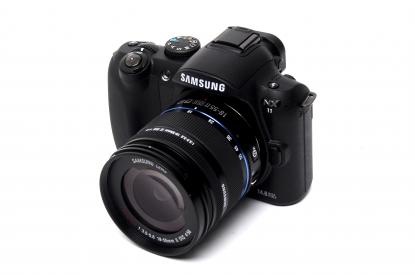 Samsung-NX11-interchangeable-lens-camera