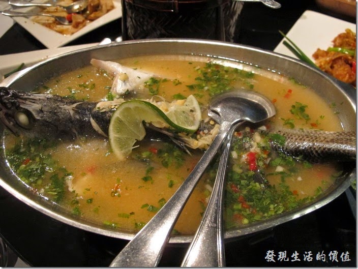 台北-香米泰國料理。清蒸檸檬鱸魚。個人覺得還好而已。