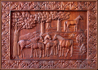 Serapio Hernández. 'Yeguada'. Tamaño: 78 x 109 cm. Yeguada. Talla en madera