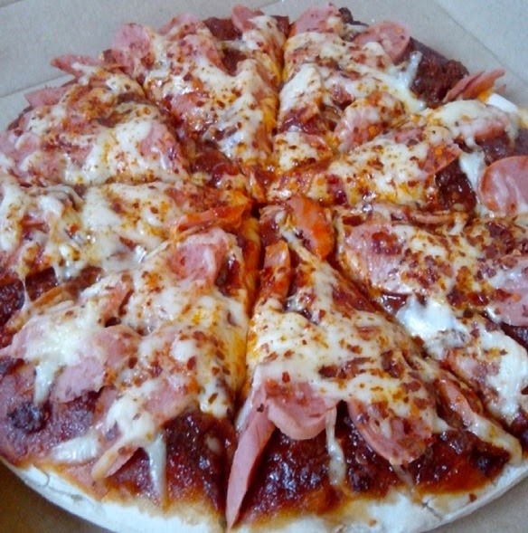 bolognese pizza 