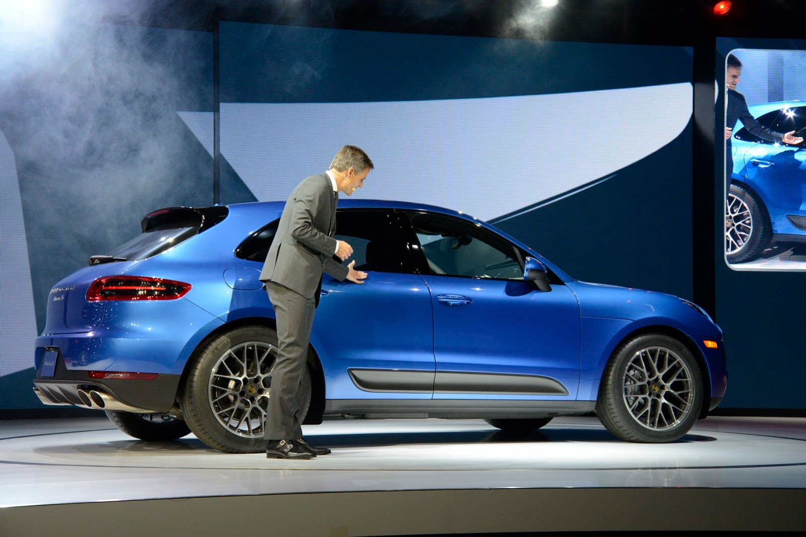 [2013-Los-Angeles-Auto-Show-264%255B2%255D.jpg]