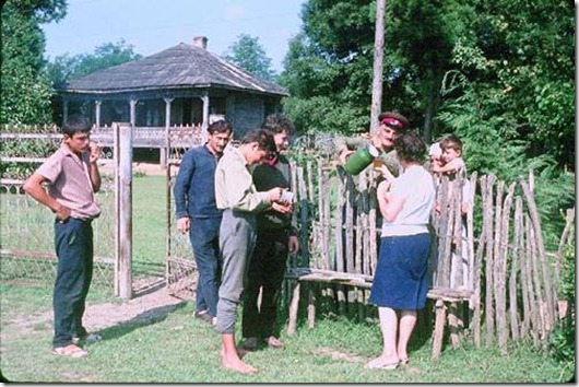 http://lh3.ggpht.com/-fGnwbJ9EY74/UG86pjz5kfI/AAAAAAAD_fQ/WxFLBc87vN8/clip_image0215.jpg?imgmax=800