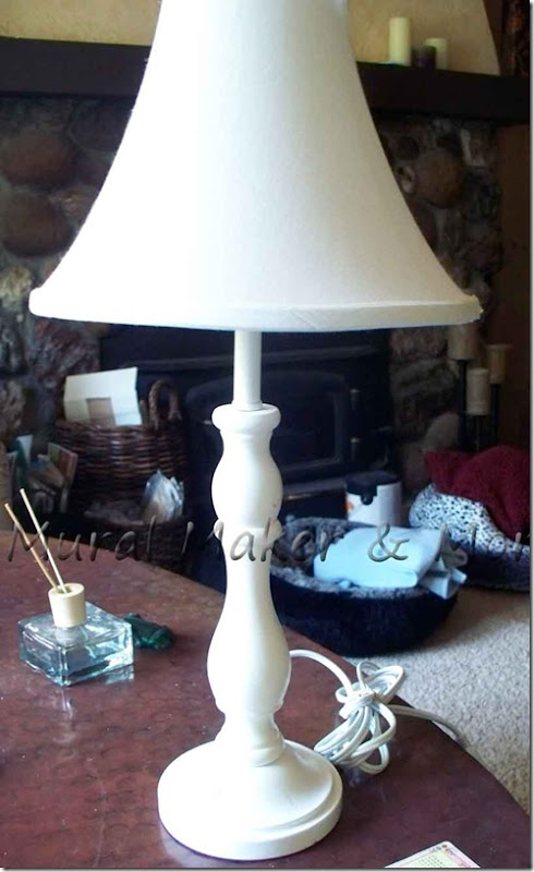 painted-table-lamp