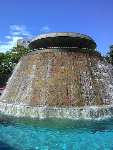 Big Round Fountain