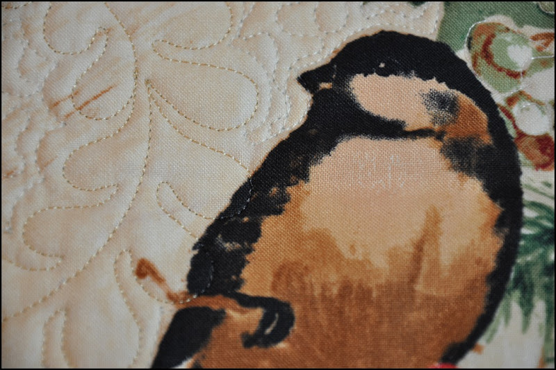 Chicadee quilted wallhanging 007