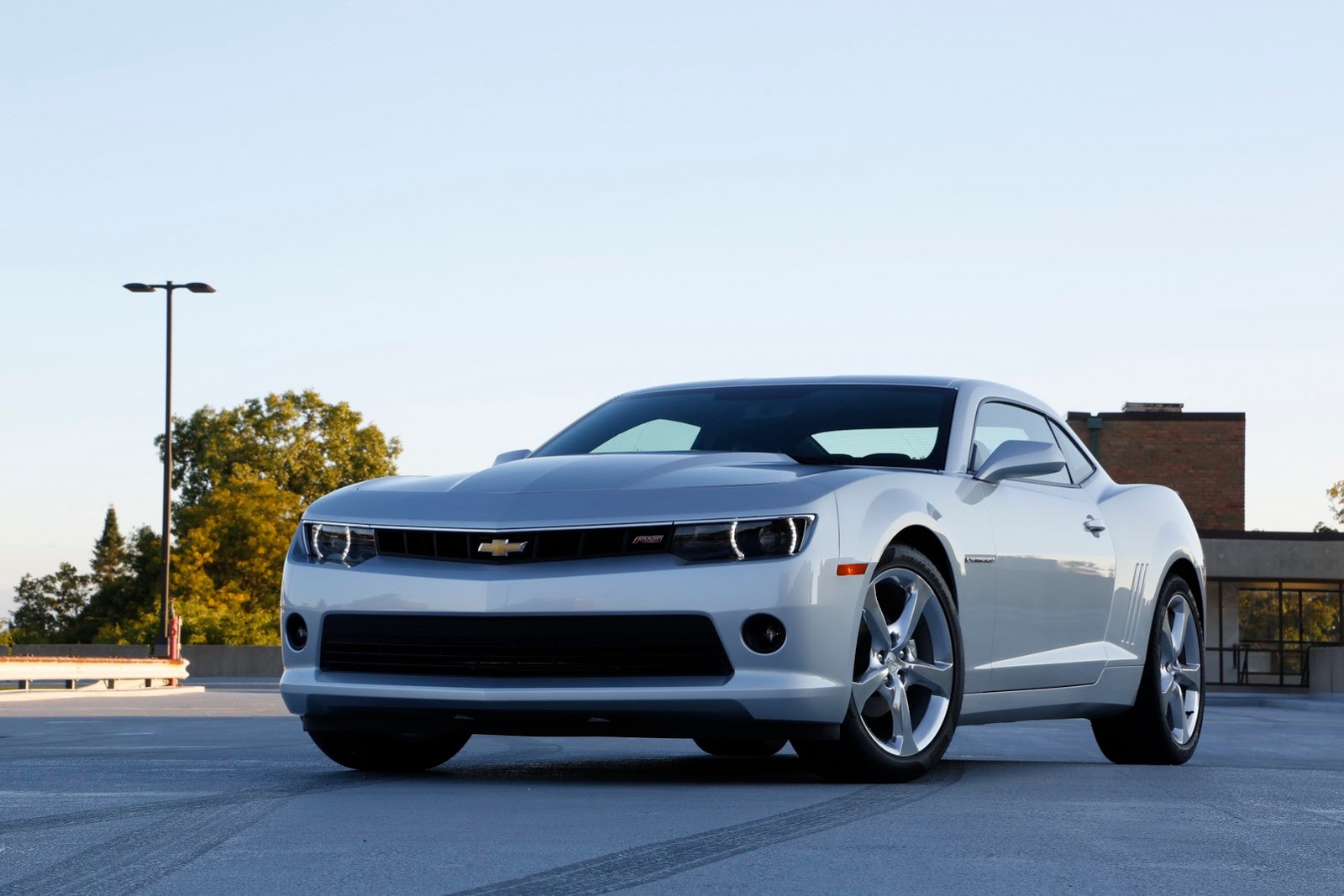 [2014-Chevrolet-Camaro-V6-8%255B2%255D.jpg]