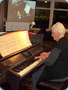 Dorothy Waddel playing two lovely pieces on the Clavinova