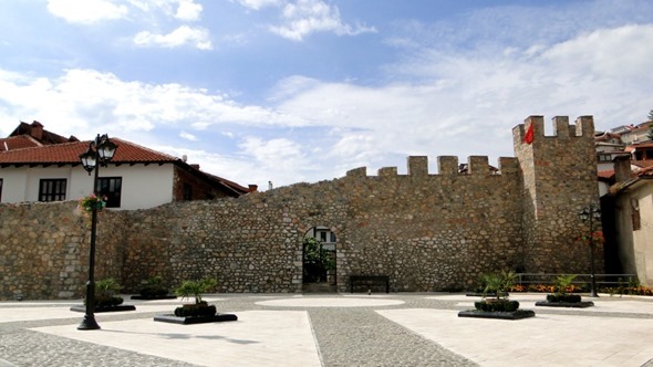 Antiga muralha de Ohrid