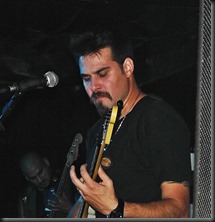 557968_4280044133153_1882041767_n