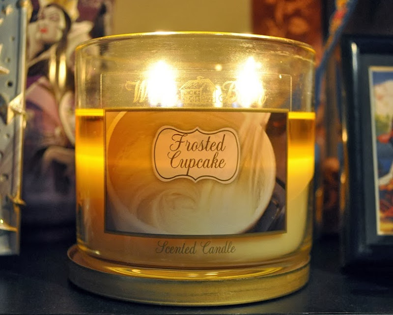 bath and body works candle frosted cupcake 4