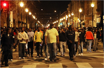https://lh3.ggpht.com/-gXrDtiwR4Qk/T_tFHTG4_dI/AAAAAAAAKqk/tSgimwa5bPg/s400/black-youth-mob-assaults-white-pedestrians-at-columbus-fireworks-celebration.jpeg