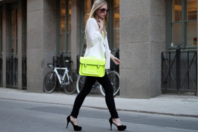 bag-fashion-heels-neon-street-style-Favim.com-210770