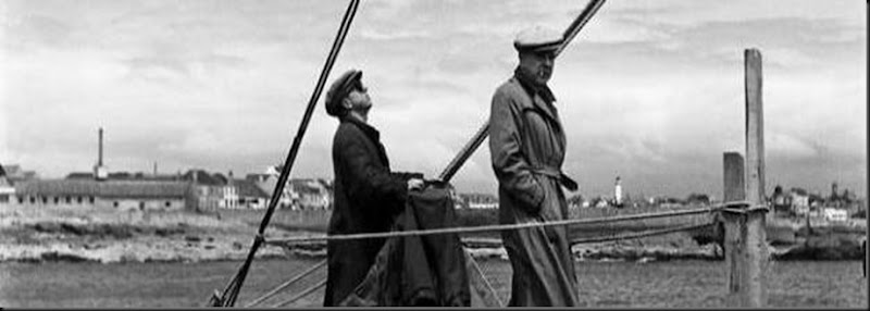 Marcel Carné et Jacques Prévert sur le tournage de La Fleur de l’âge, 1947 (©ÉMILE SAVITRY, COURTESY SOPHIE MALEXIS)