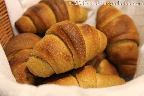 [sourdough-pumpkin-crescent-rolls_155%255B10%255D.jpg]