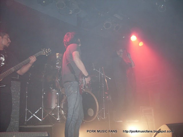 [PORK%2520%252B%2520D-MENTE%2520en%2520XLR%252025-09-2010%2520%252821%2529%255B2%255D.jpg]