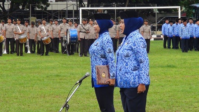 [polri%2520upacara%2520korpri3%255B4%255D.jpg]