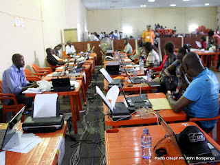 Une vue du centre de compilation le 2/12/2011 à l’enceinte de la foire internationale de Kinshasa, pour les élections de 2011 en RDC. Radio Okapi/ Ph. John Bompengo