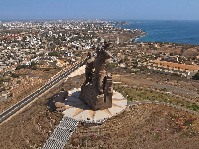 Monument+to+African+Renaissance+dakar+senegal+africa+3.jpg