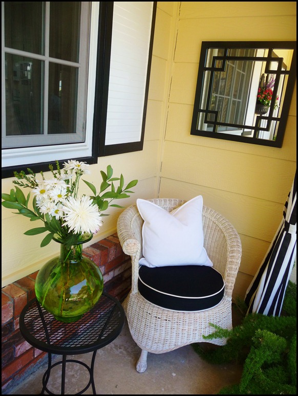 Summer front porch 2012 015