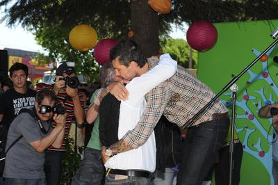 El abrazo entre Gustavo y Marcelo.2.JPG