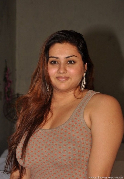 Namitha Hot Latest Navel Show