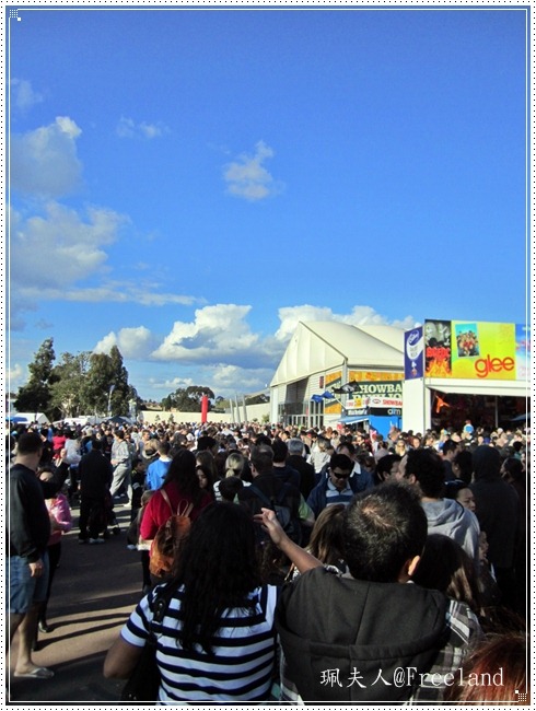 [show244.jpg]